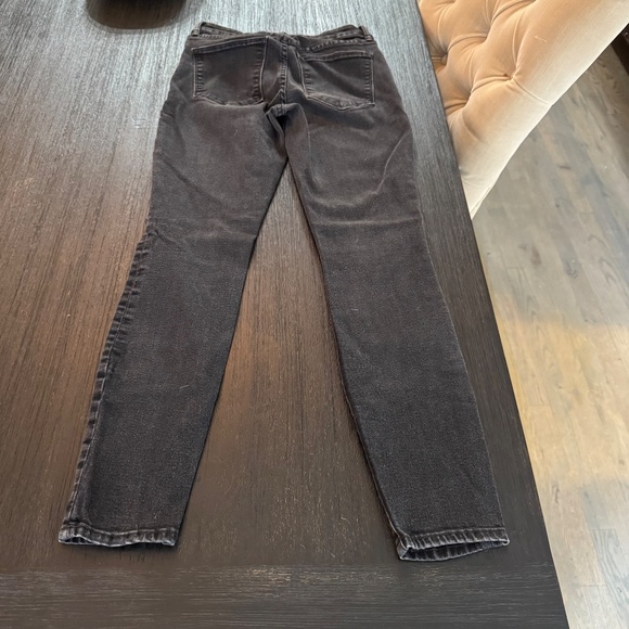 Women's Gap Jeans. - Picture 2 of 3